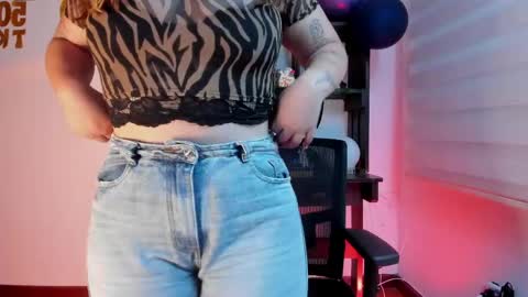 Snapshot of violett_red chatting on 06-06-26, 12:05 Violeta online show from 06-06-26, 12:05