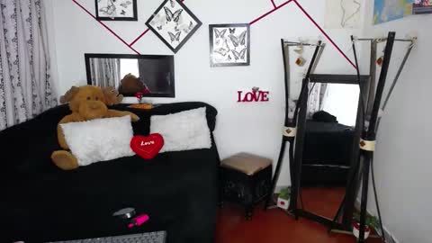 Snapshot of violetta_afrodita chatting on 10-07-25, 12:41 violetta_afrodita online show from 10-07-25, 12:41