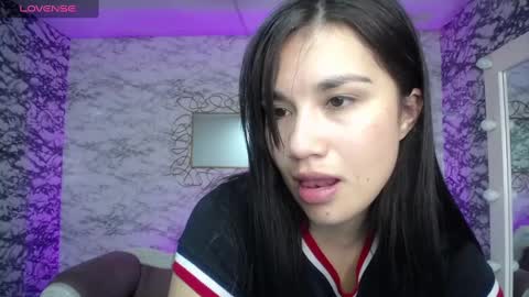 Violetta  online show from 02-05-25, 06:13