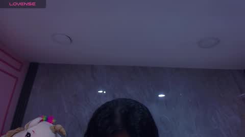 Snapshot of violetta_jhonson_v chatting on 10-23-25, 03:17 Violetta online show from 10-23-25, 03:17