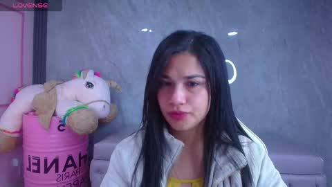 Snapshot of violetta_jhonson_v chatting on 11-11-25, 03:06 Violetta online show from 11-11-25, 03:06