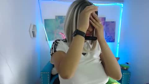 Violeta online show from 02-04-26, 01:50