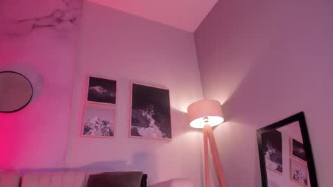 Violetta nur online show from 01-08-26, 08:44