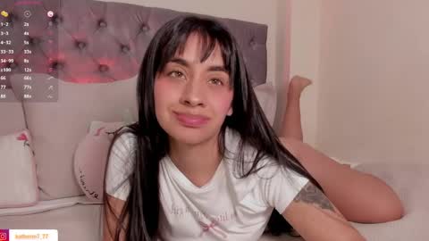 Snapshot of violetta_rola7 chatting on 04-11-26, 11:42 bonita online show from 04-11-26, 11:42