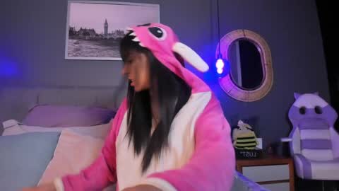 Violettaa online show from 04-13-26, 11:59