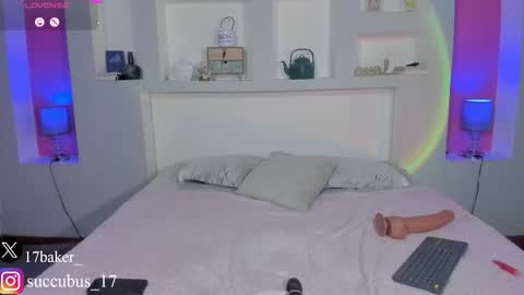 Snapshot of violettabaker1 chatting on 10-22-25, 07:46 ViolettaBaker online show from 10-22-25, 07:46