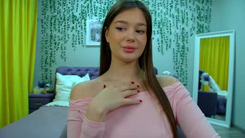 ViolettaCosmo online show from 11-13-25, 08:02