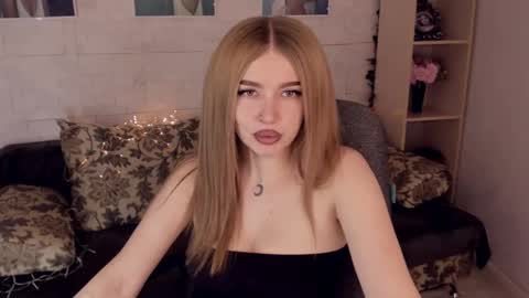 ViolettaOtis online show from 12-28-24, 11:41