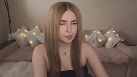 ViolettaOtis online show from 09-25-25, 12:42