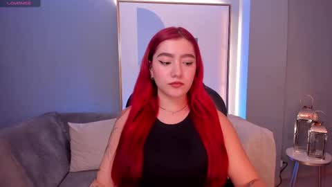 Snapshot of violettcastel chatting on 03-02-25, 05:14 Violett Castel online show from 03-02-25, 05:14