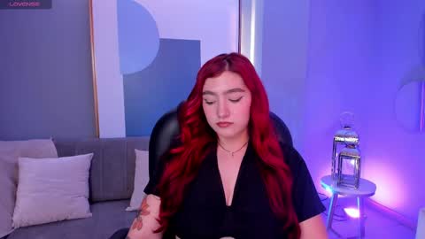 Snapshot of violettcastel chatting on 03-05-25, 07:17 Violett Castel online show from 03-05-25, 07:17