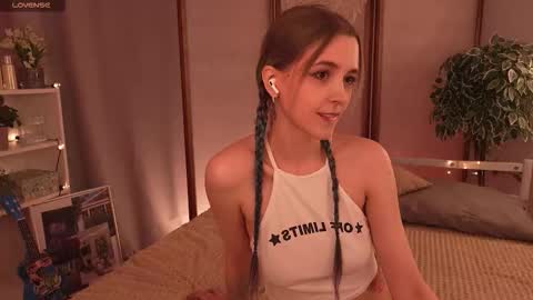 violettessa online show from 09-15-25, 12:16