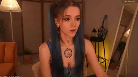 violettessa online show from 10-22-25, 11:54