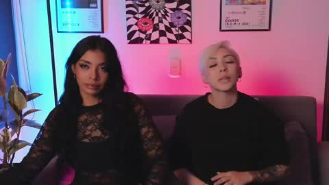 Violet online show from 05-08-26, 12:05