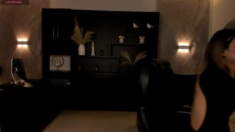 Snapshot of violetthansson chatting on 03-29-26, 05:24 Violett online show from 03-29-26, 05:24