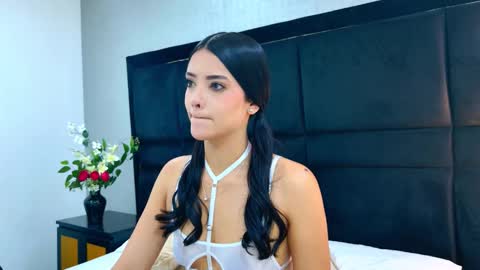 ViolettJhonson online show from 01-18-26, 01:48