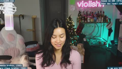 follow me on twitter violishh and ig violishh  online show from 12-19-24, 06:34