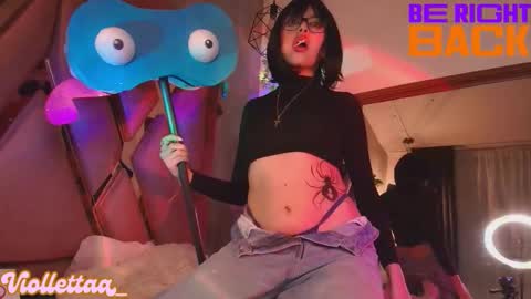 Violetta online show from 09-27-25, 06:57