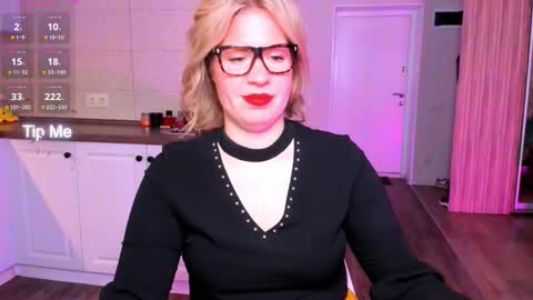  VelvettTime  online show from 10-08-25, 08:23