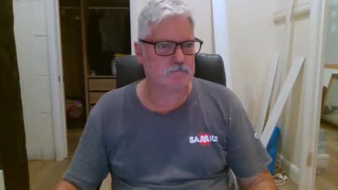 Snapshot of viper654321 chatting on 01-14-26, 07:36 viper654321 online show from 01-14-26, 07:36