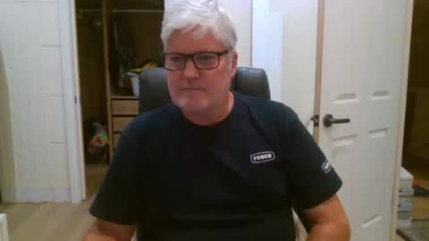 Snapshot of viper654321 chatting on 05-01-26, 07:24 viper654321 online show from 05-01-26, 07:24