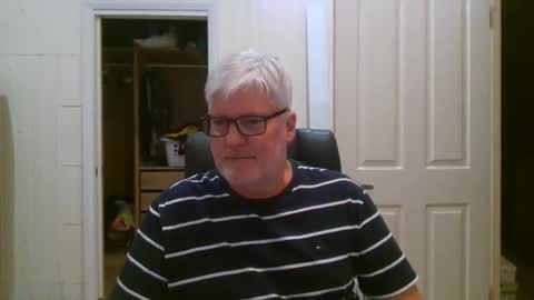 Snapshot of viper654321 chatting on 05-14-26, 07:59 viper654321 online show from 05-14-26, 07:59