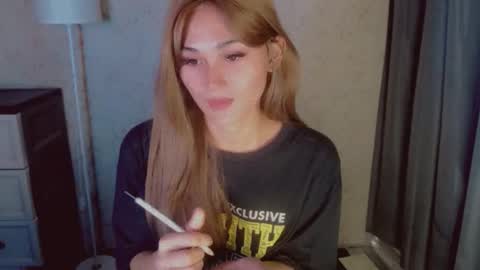 Pearl online show from 05-04-26, 02:02