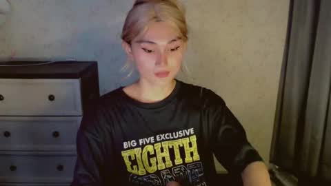 Pearl online show from 05-10-26, 02:33