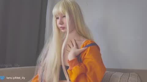 Snapshot of virgiin_lily chatting on 02-17-25, 06:42 Lily online show from 02-17-25, 06:42
