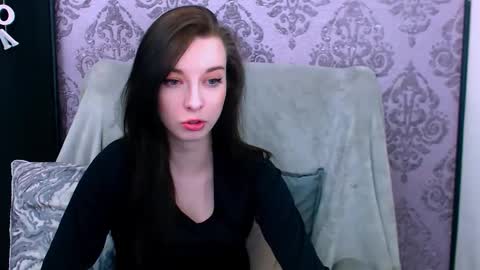 VirginLuna online show from 05-18-26, 07:20
