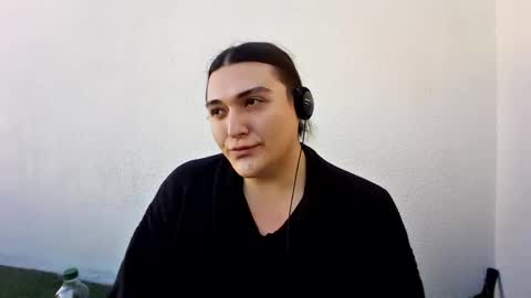 priscilla online show from 02-05-25, 07:10