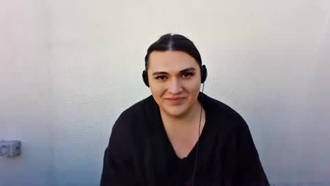 priscilla online show from 03-01-25, 05:27