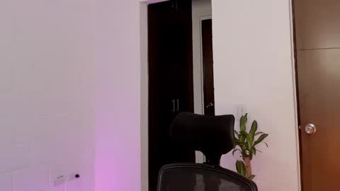 Lu online show from 02-23-25, 12:41