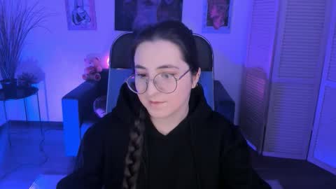 your love online show from 12-23-25, 04:32