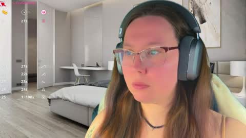 Victoria Romans online show from 05-04-26, 01:23