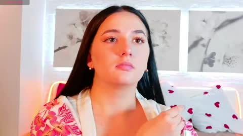 Snapshot of vitajoy_ chatting on 03-20-26, 10:20 Vita online show from 03-20-26, 10:20