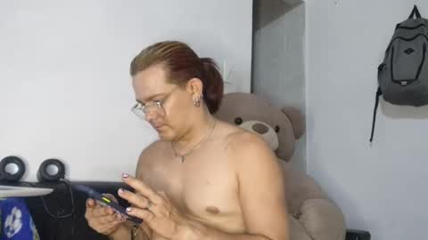 Vicky37 online show from 09-25-25, 03:21
