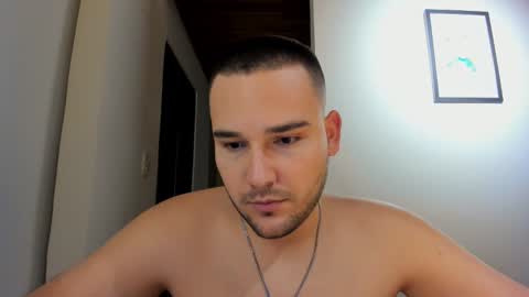 Vito Ferrer online show from 01-14-25, 03:01