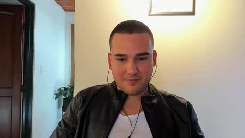 Vito Ferrer online show from 02-03-25, 07:21