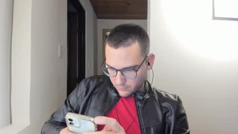 Vito Ferrer online show from 02-08-25, 12:38