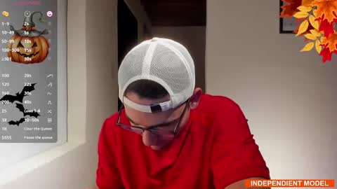 Vito Ferrer online show from 10-10-25, 01:48