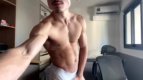 Snapshot of vitoraugustoxxx chatting on 09-30-25, 04:56 vitoraugustoxxx online show from 09-30-25, 04:56