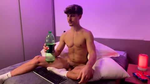 vitoraugustoxxx online show from 10-22-25, 10:53