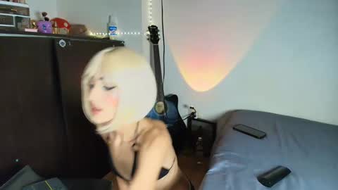 vitoriia_ online show from 11-11-25, 10:54