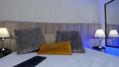 Vttoria online show from 01-15-26, 03:16