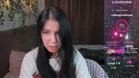 Vivi   online show from 03-07-25, 05:51