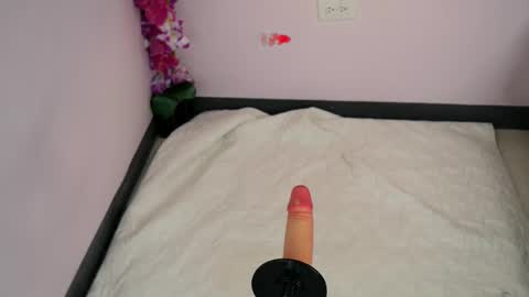 Vivi online show from 10-01-25, 03:45