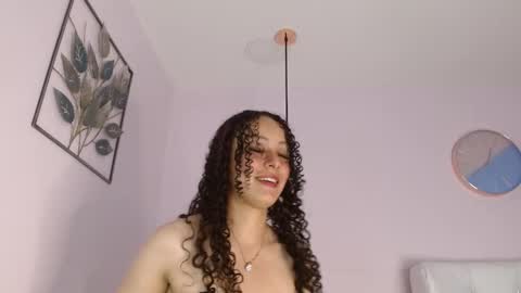 Vivi online show from 10-02-25, 03:35