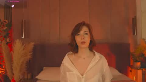 vivi_west online show from 04-18-26, 06:01