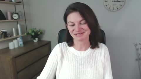 Vivian online show from 12-02-24, 10:18